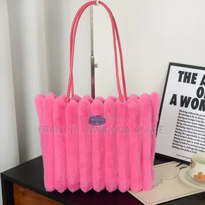 Ladies Tote Bag Fluffy