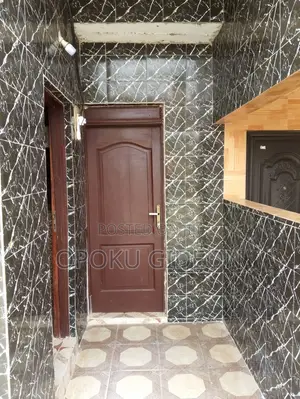 1bdrm Room & Parlour in Canada, Olebu for rent