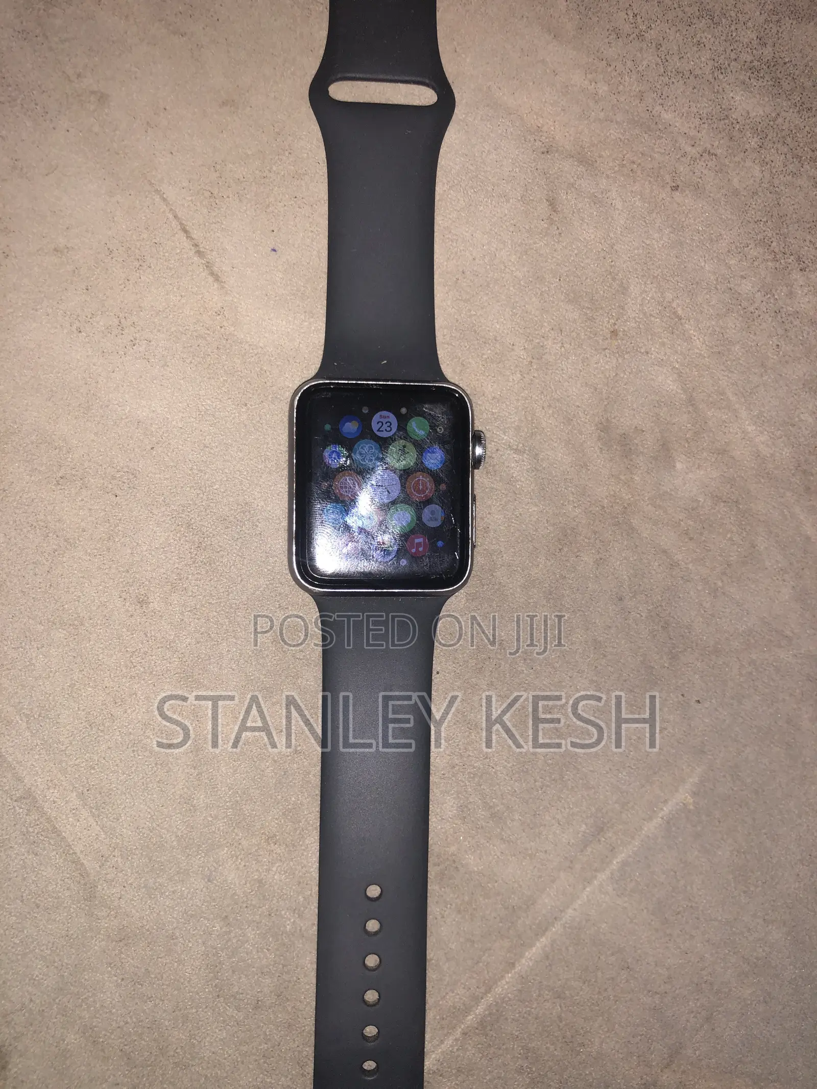 Apple Series 3 (WhatsApp)