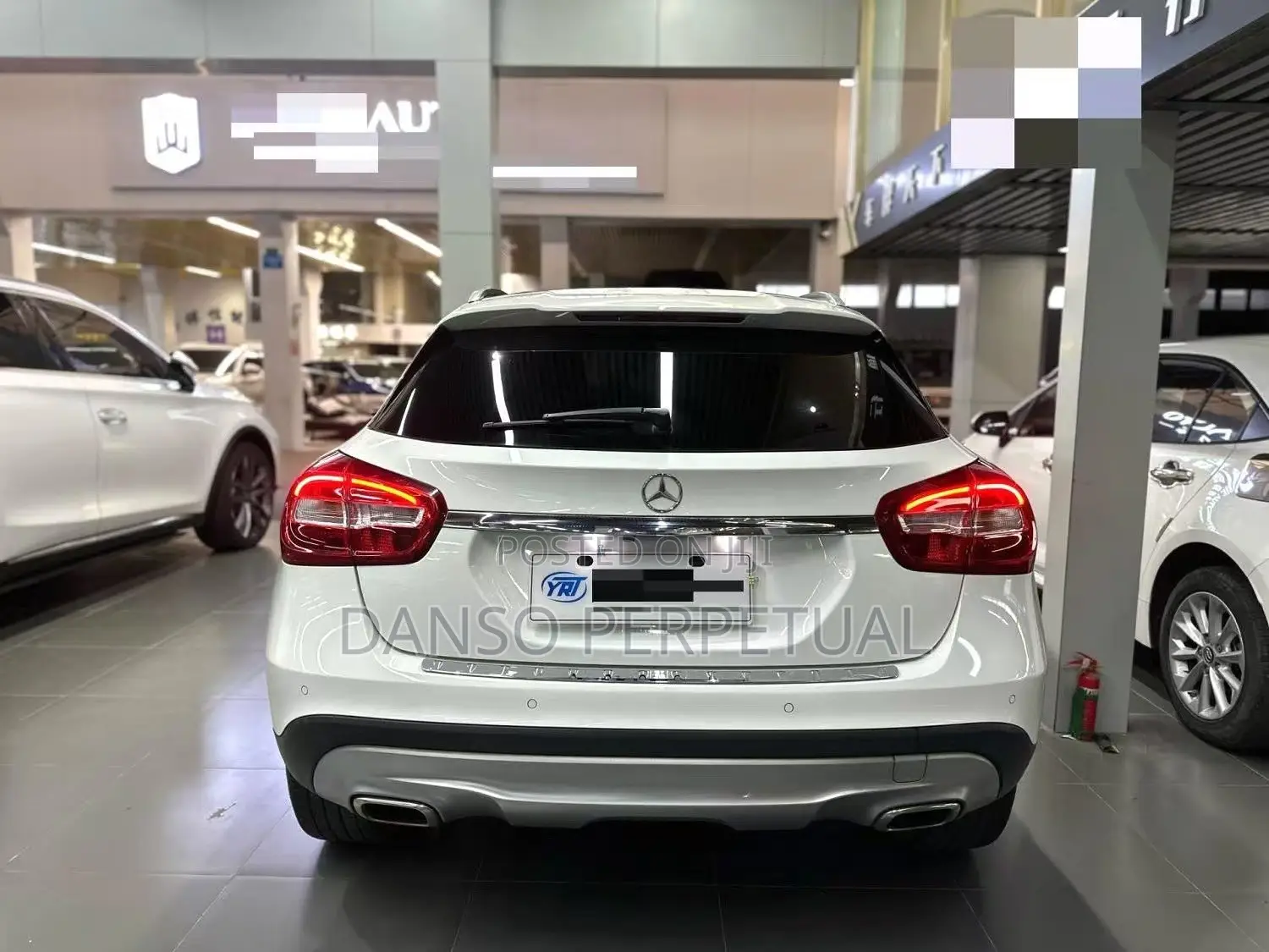 Mercedes-Benz GLA 250 2016 White