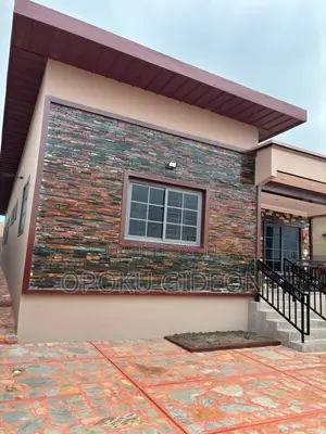 3bdrm House in Gbawe, Zero for sale