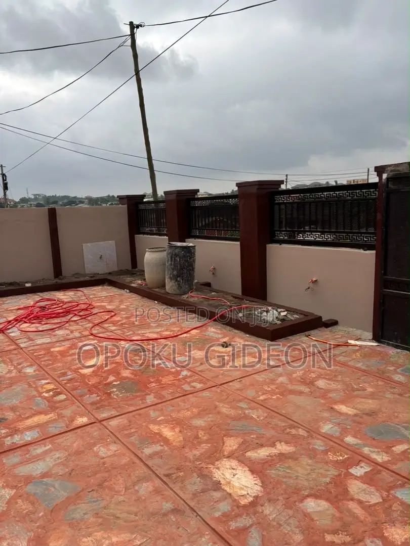3bdrm House in Gbawe, Zero for sale