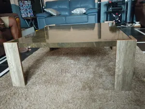 Modern Marble-Top Coffee Table – Strong Neat Condition