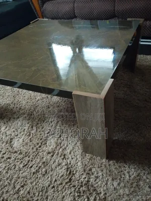 Modern Marble-Top Coffee Table – Strong Neat Condition