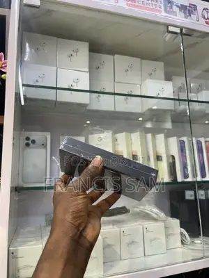 New Samsung Galaxy S24 256 GB