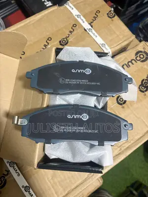 Nissan Frontier, Pathfinder, Hardbody, NP300 Pickup Front Brake Pads