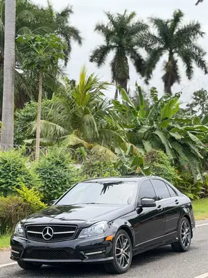 Mercedes-Benz C300 Sport 4Matic Sedan AWD (3.5L 6cyl 7A) 2014 Black