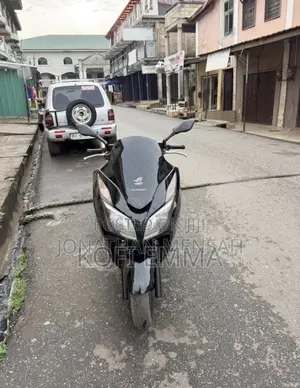 Honda Forza 2017 Black
