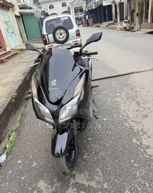Honda Forza 2017 Black