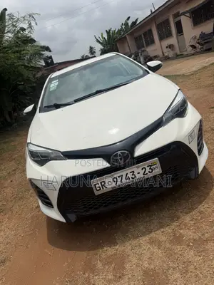 Toyota Corolla S 4dr Sedan (1.8L 4cyl CVT) 2016 White