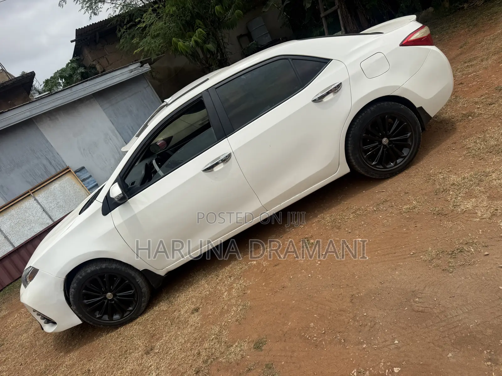 Toyota Corolla S 4dr Sedan (1.8L 4cyl CVT) 2016 White