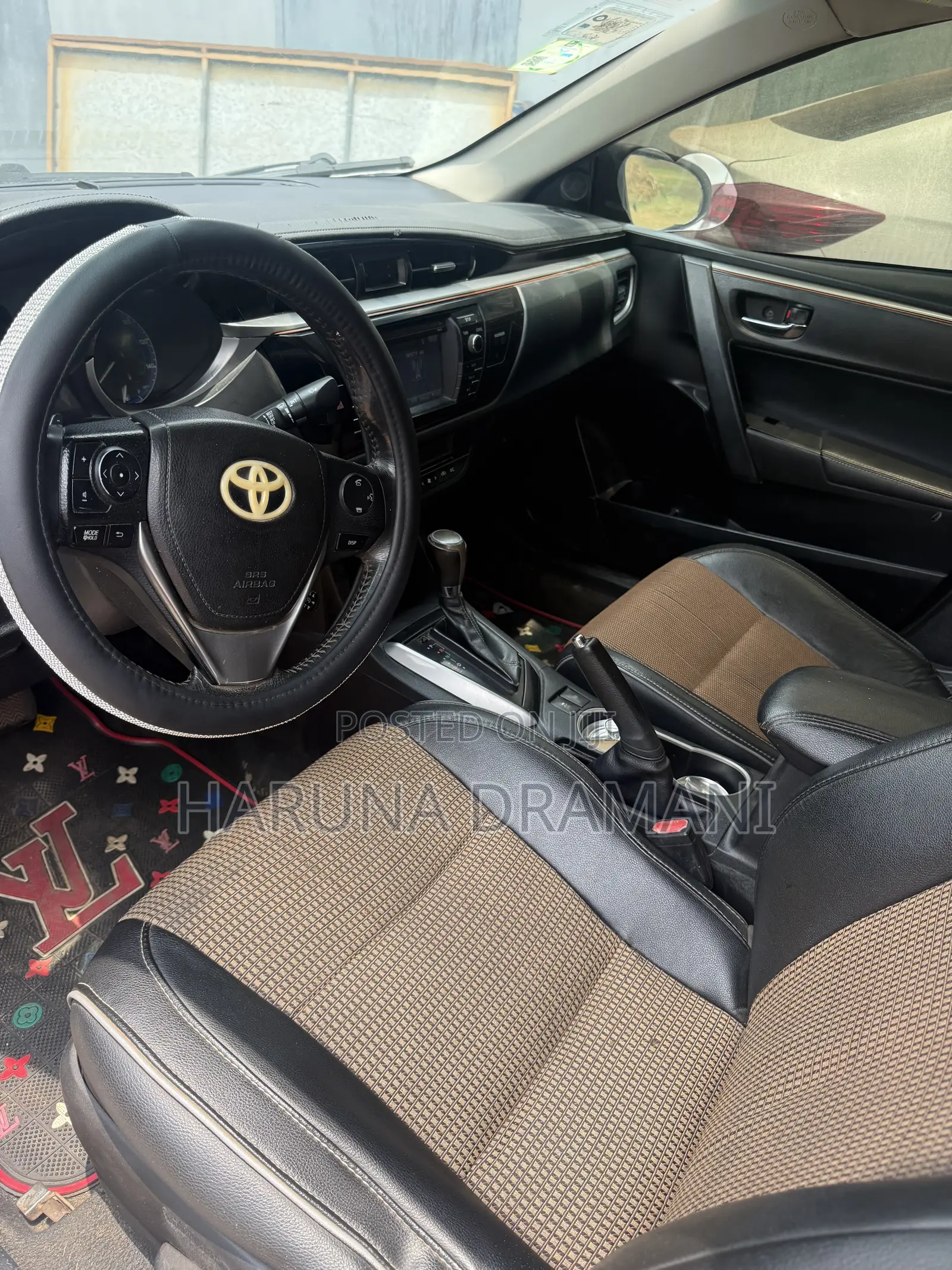 Toyota Corolla S 4dr Sedan (1.8L 4cyl CVT) 2016 White
