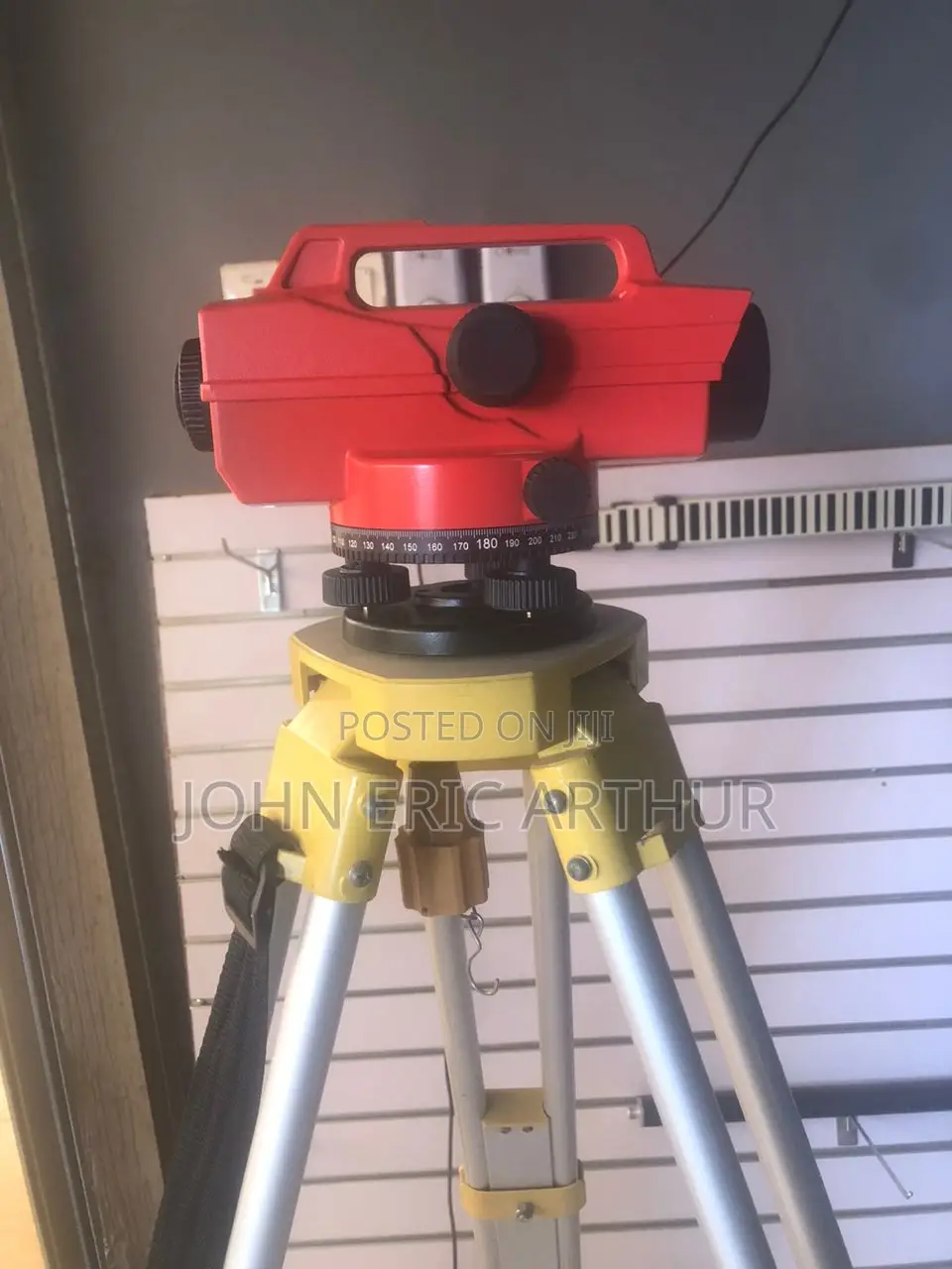 Horizon 36x Magnification Level Instrument