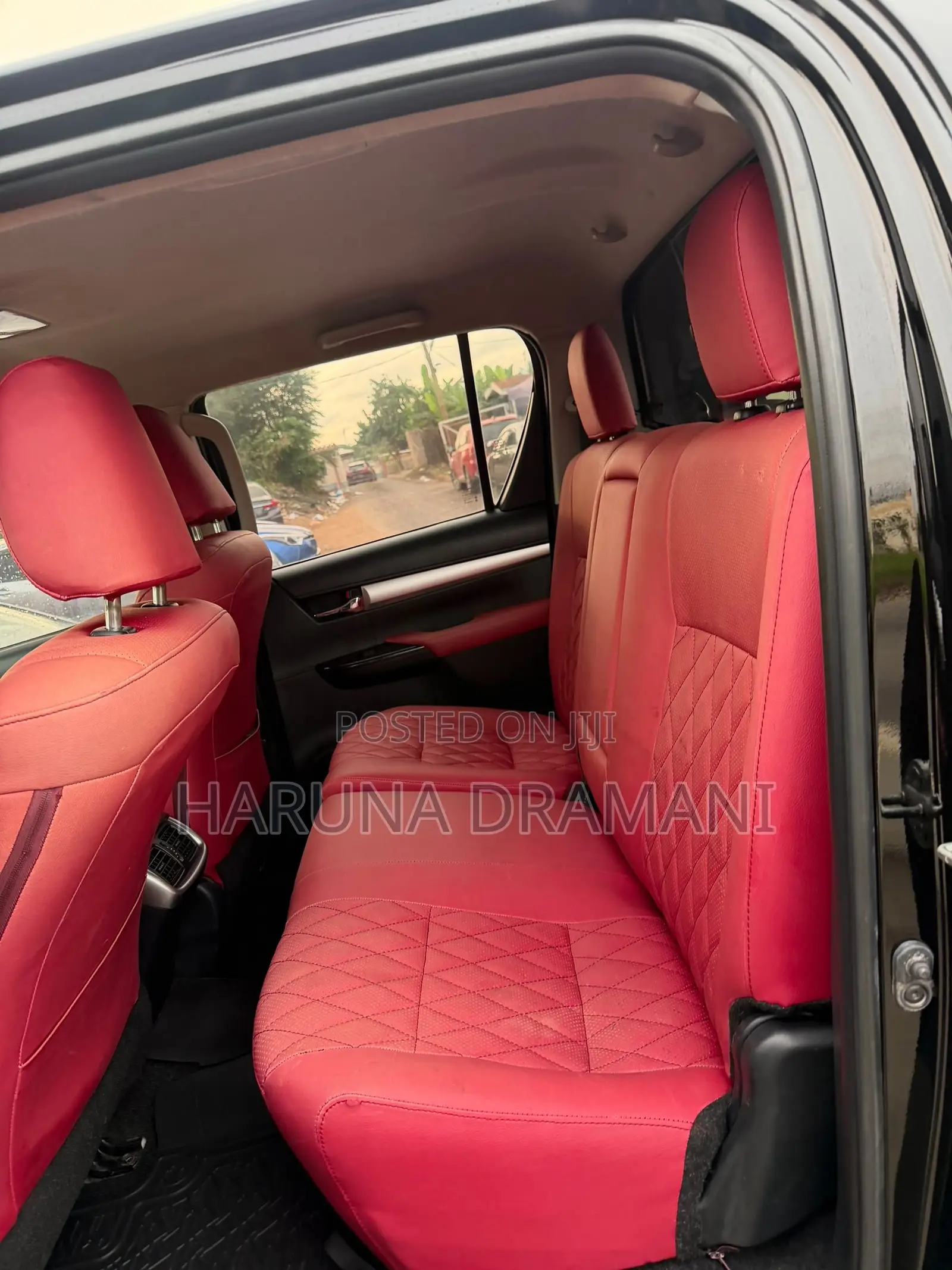 Toyota Hilux 2023 Black