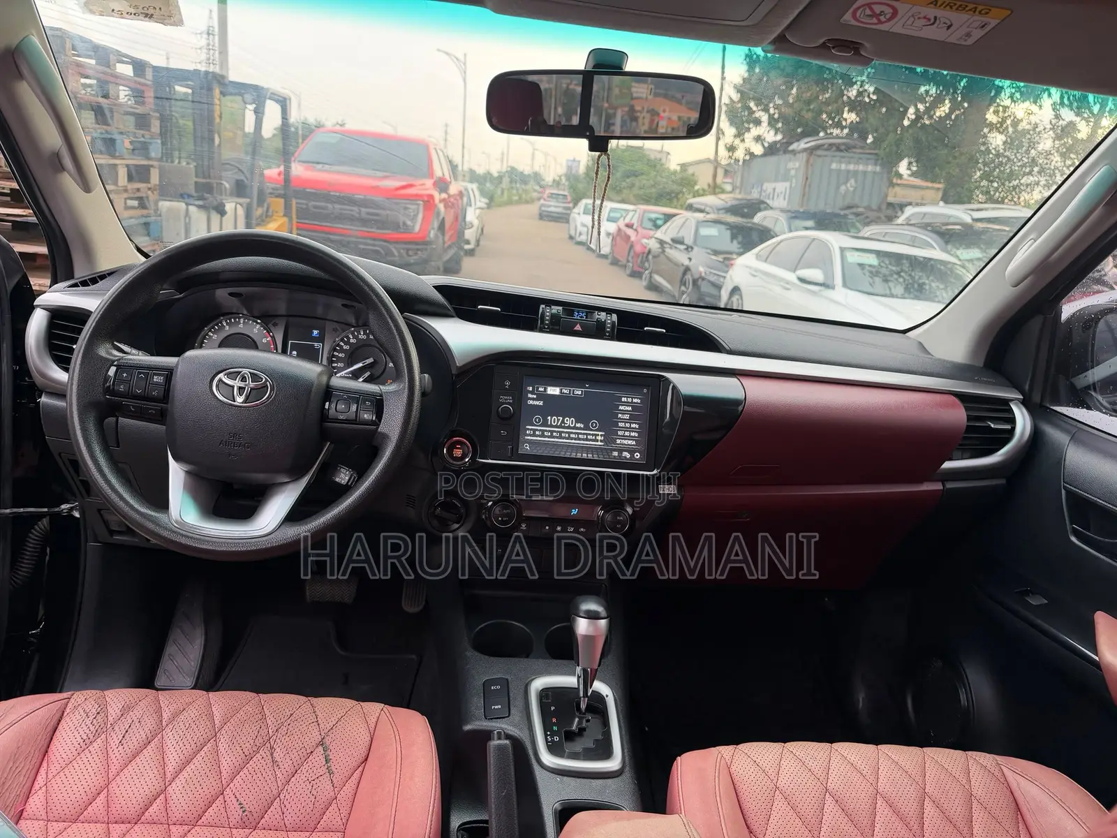 Toyota Hilux 2023 Black