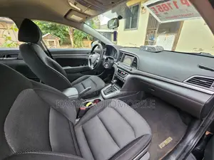 Hyundai Elantra 2017 Black