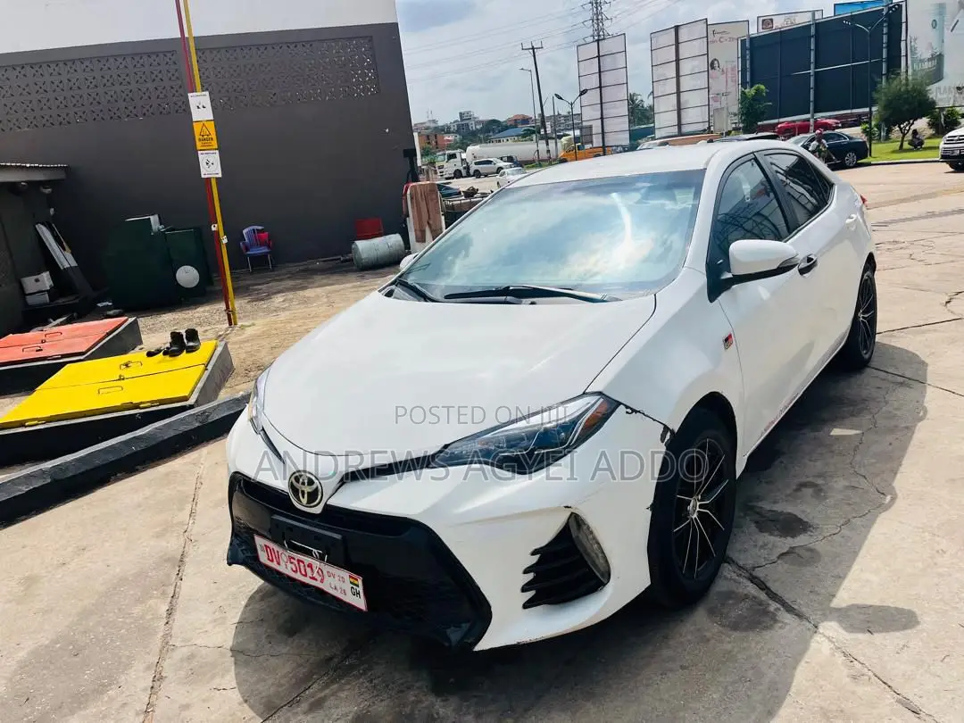 Toyota Corolla 2017 White