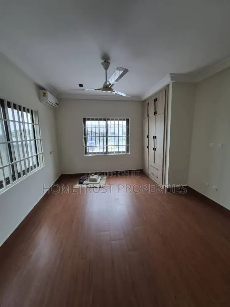 3bdrm House in Pokuase Festus for rent