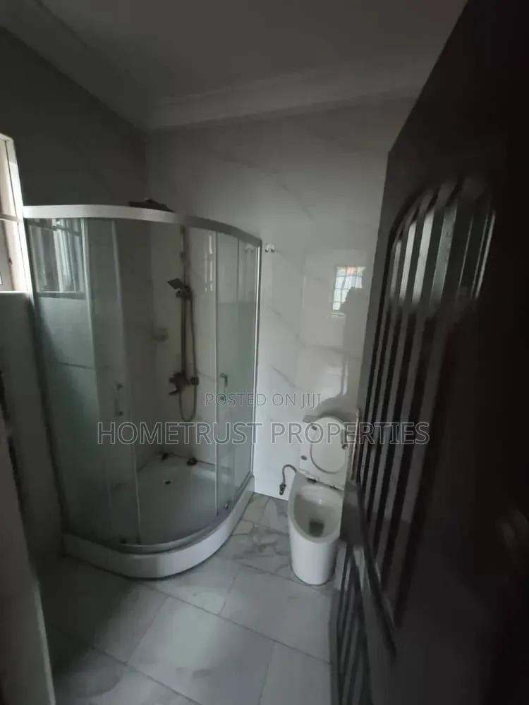 3bdrm House in Pokuase Festus for rent
