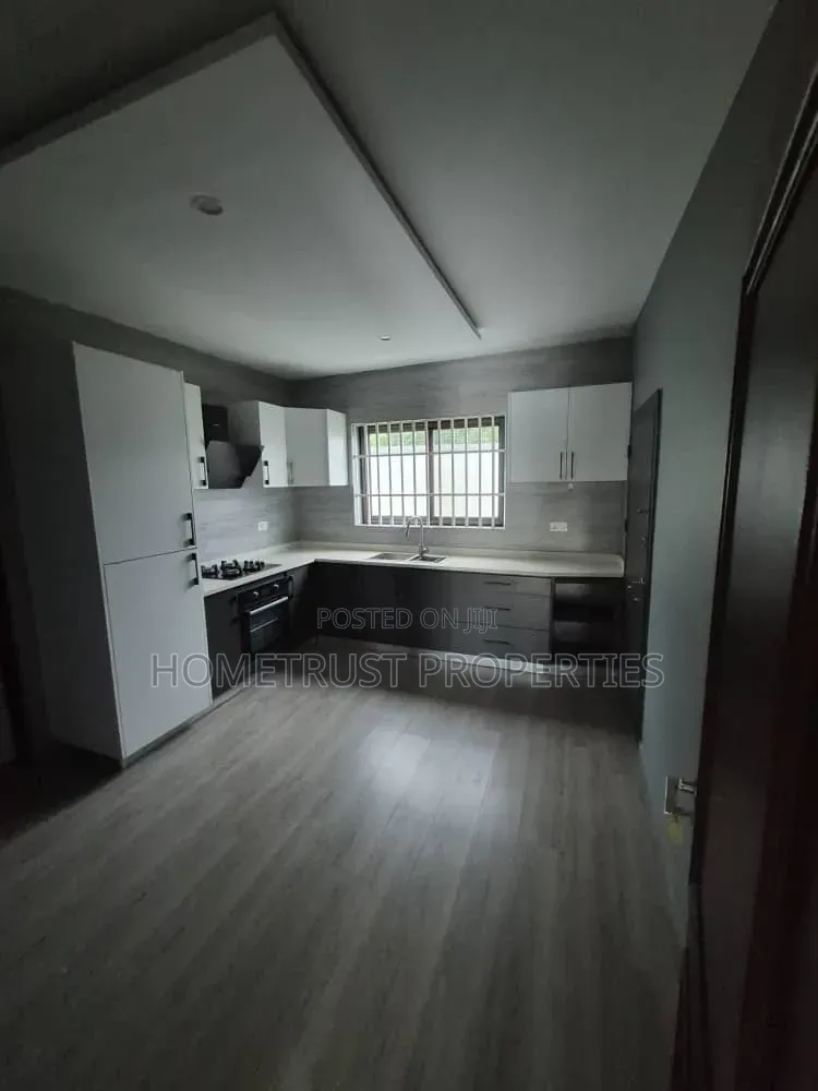 3bdrm House in Pokuase Festus for rent