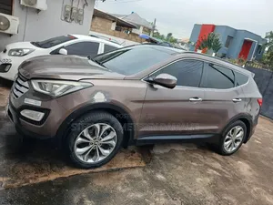 Hyundai Santa Fe 2014 Burgundy