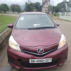 Toyota Vitz 2012 Brown