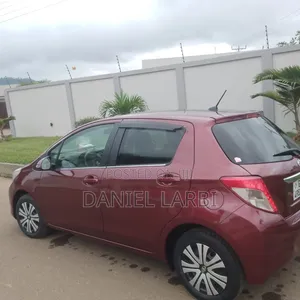 Toyota Vitz 2012 Brown