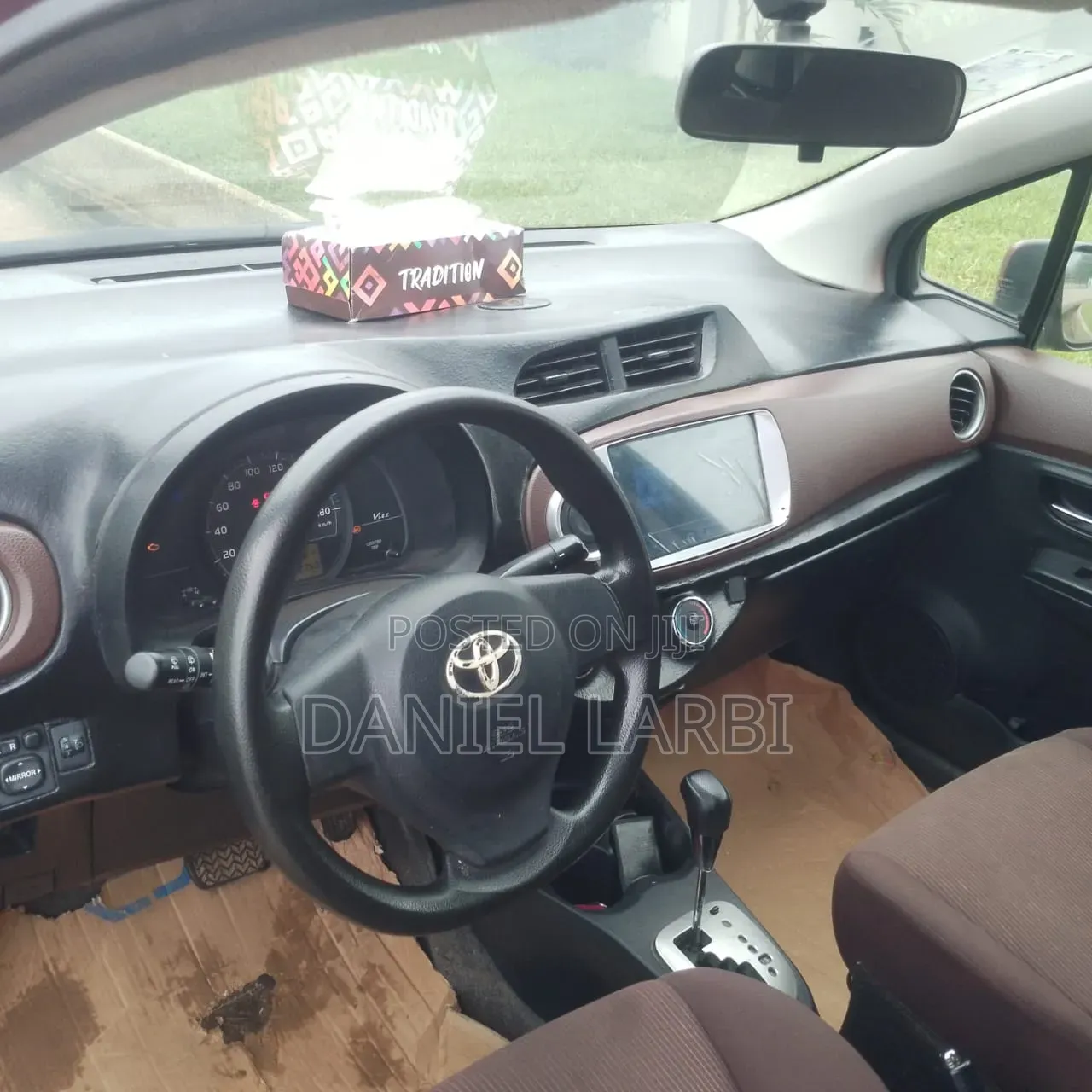 Toyota Vitz 2012 Brown