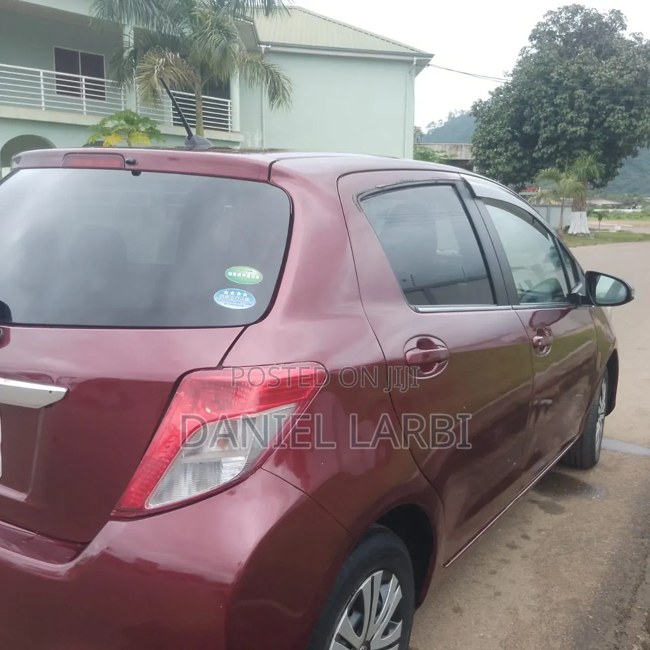 Toyota Vitz 2012 Brown