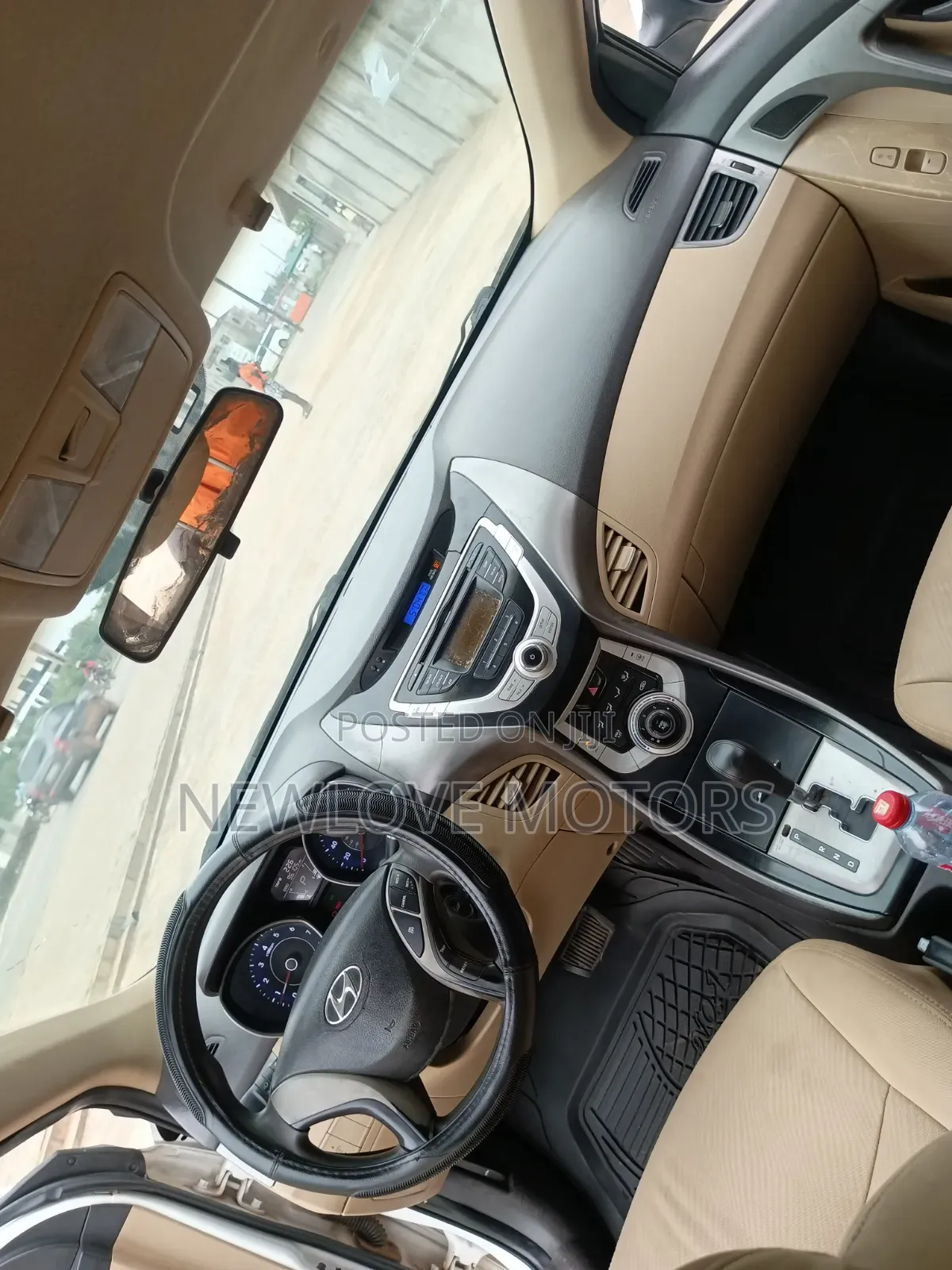 Hyundai Elantra 2013 White