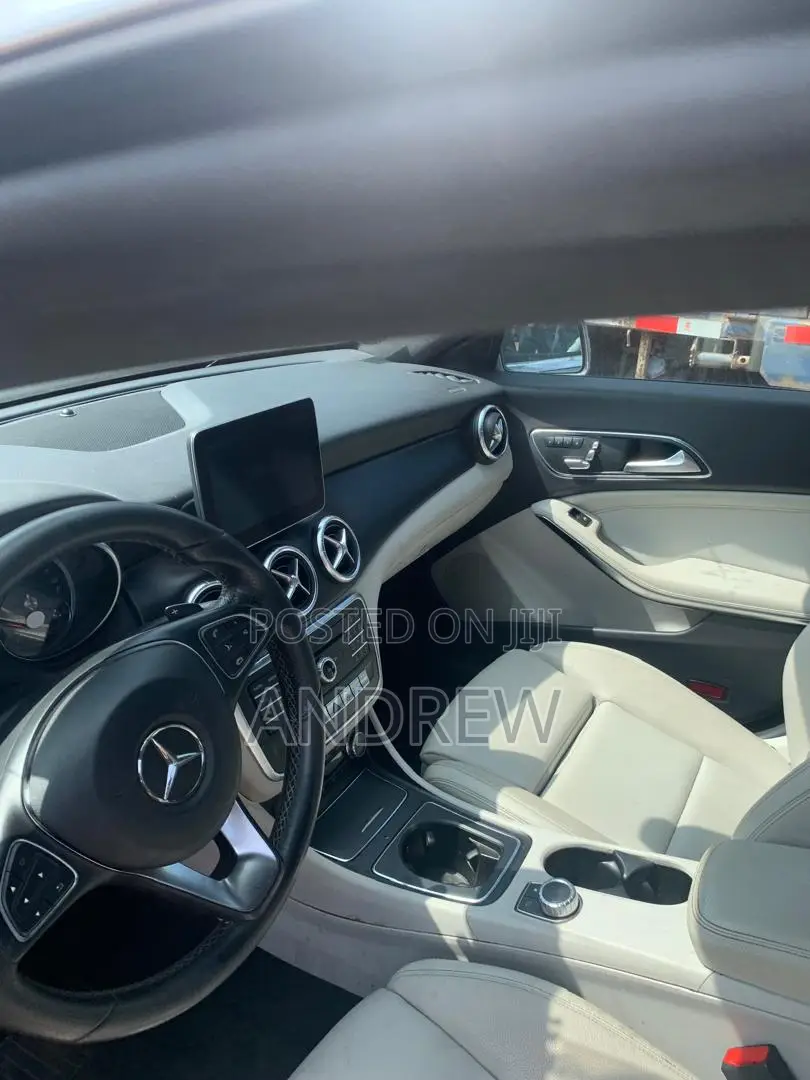 Mercedes-Benz CLA-Class CLA 250 Sedan 2017 Gray