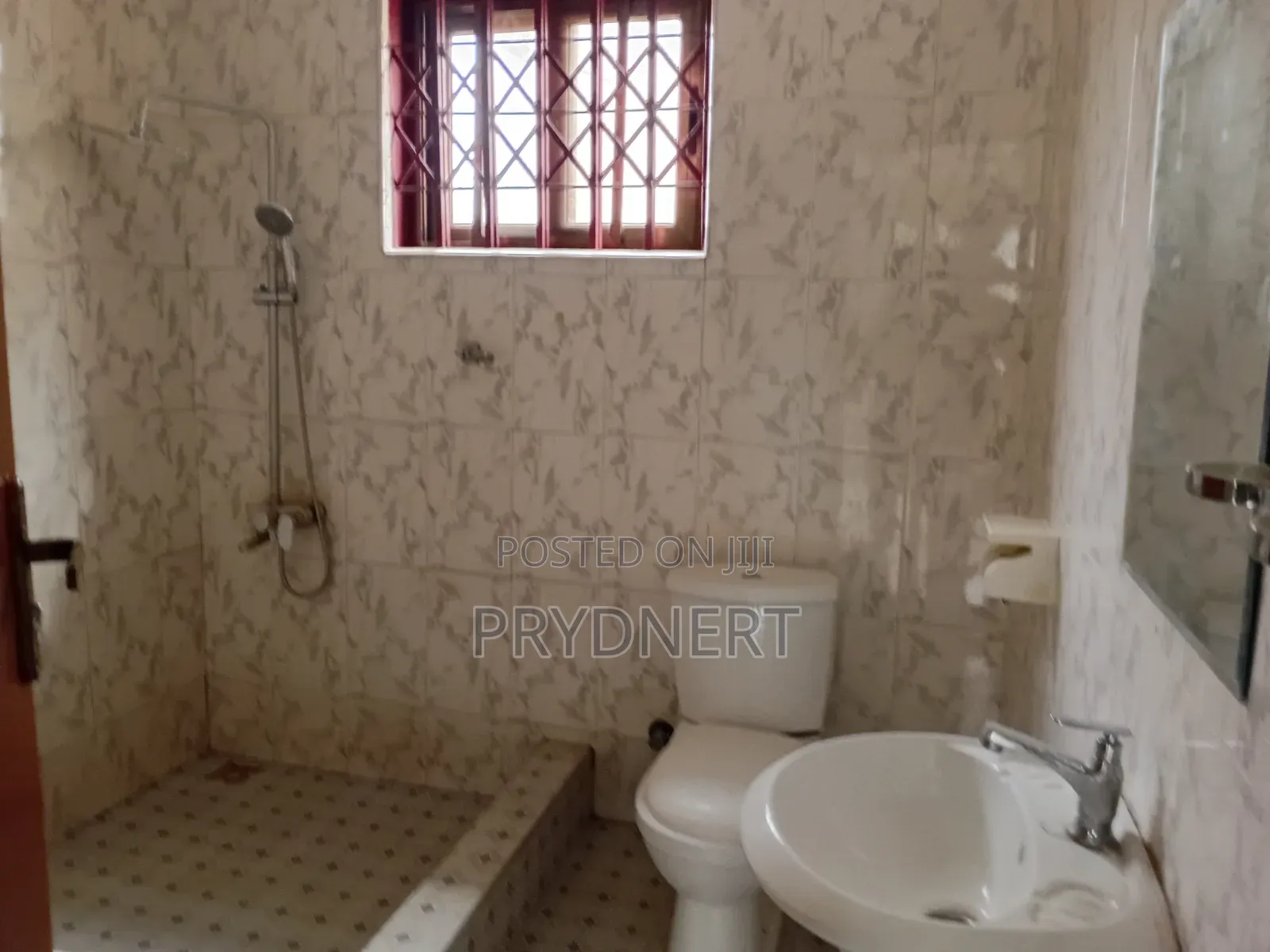 2bdrm House in Ps Global, Tema, Community 25 for rent