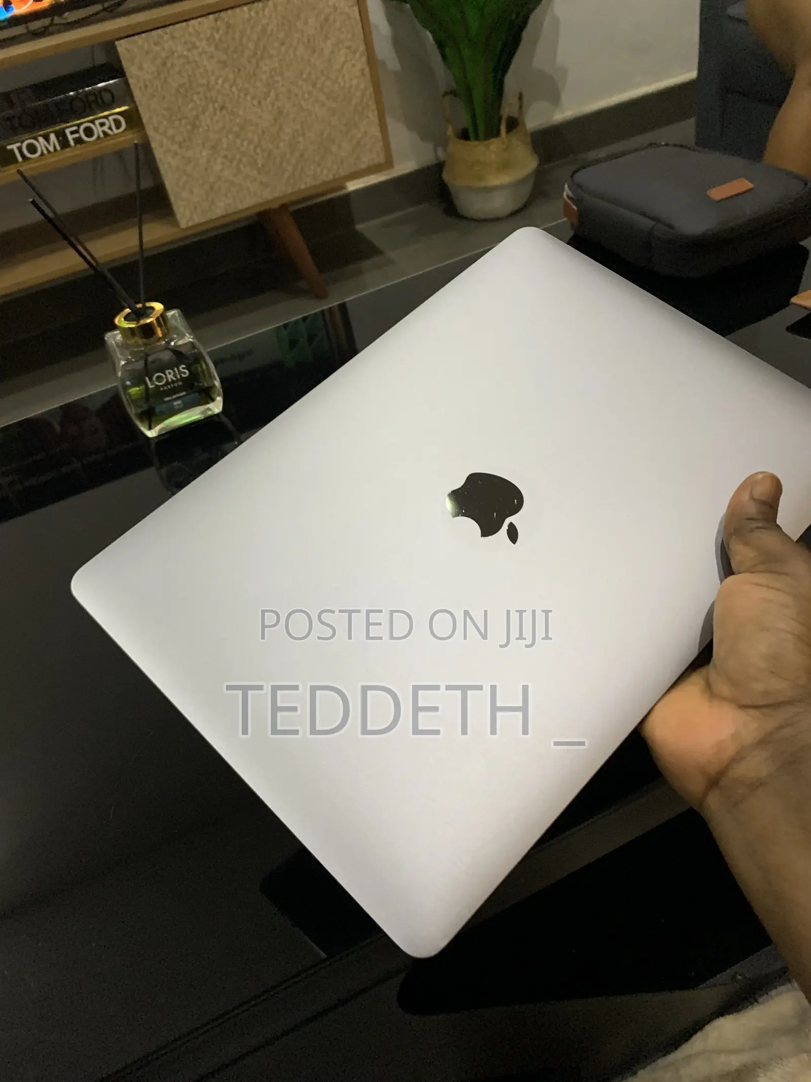 Laptop Apple MacBook Pro 2020 8GB Apple M1 SSD 512GB