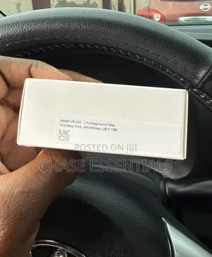 20W USB-C Power Adapter - UK 3-Pin Plug (Charger Head iPhone)