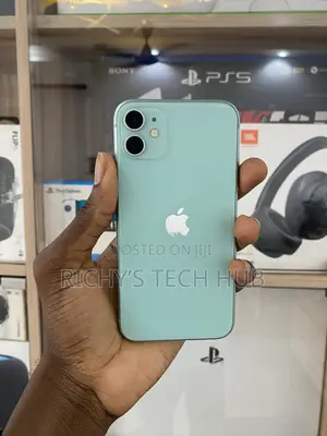 Apple iPhone 11 128 GB Red