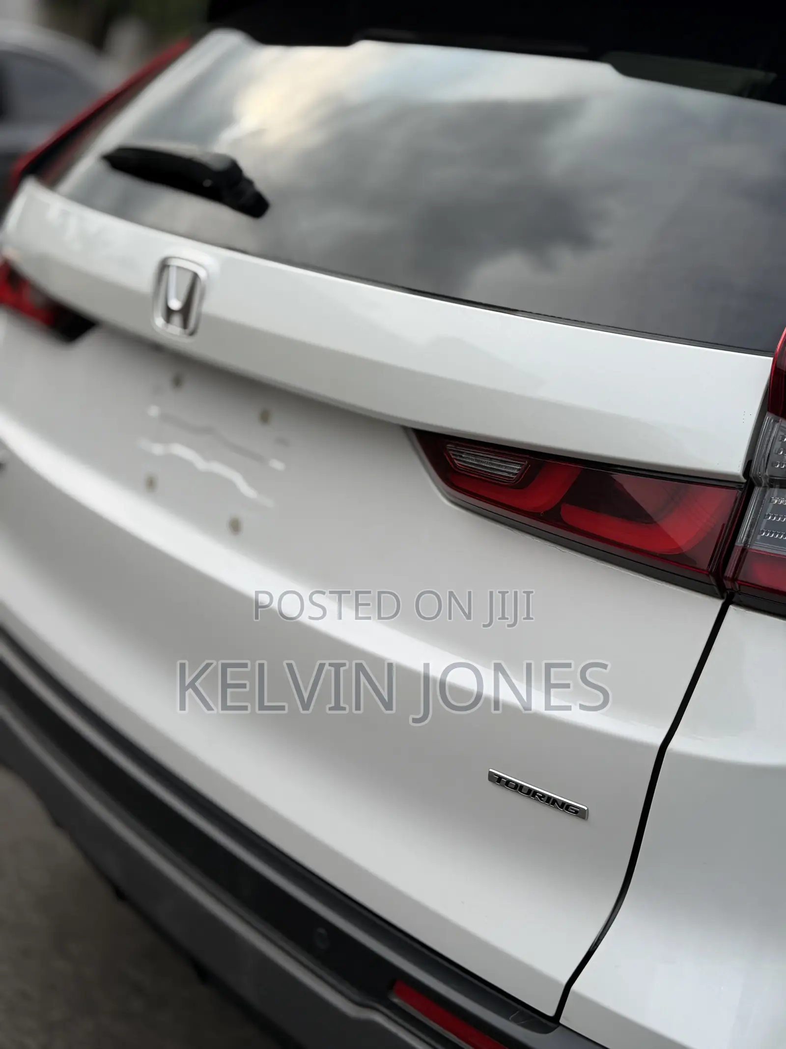Honda CR-V Hybrid 2024 White