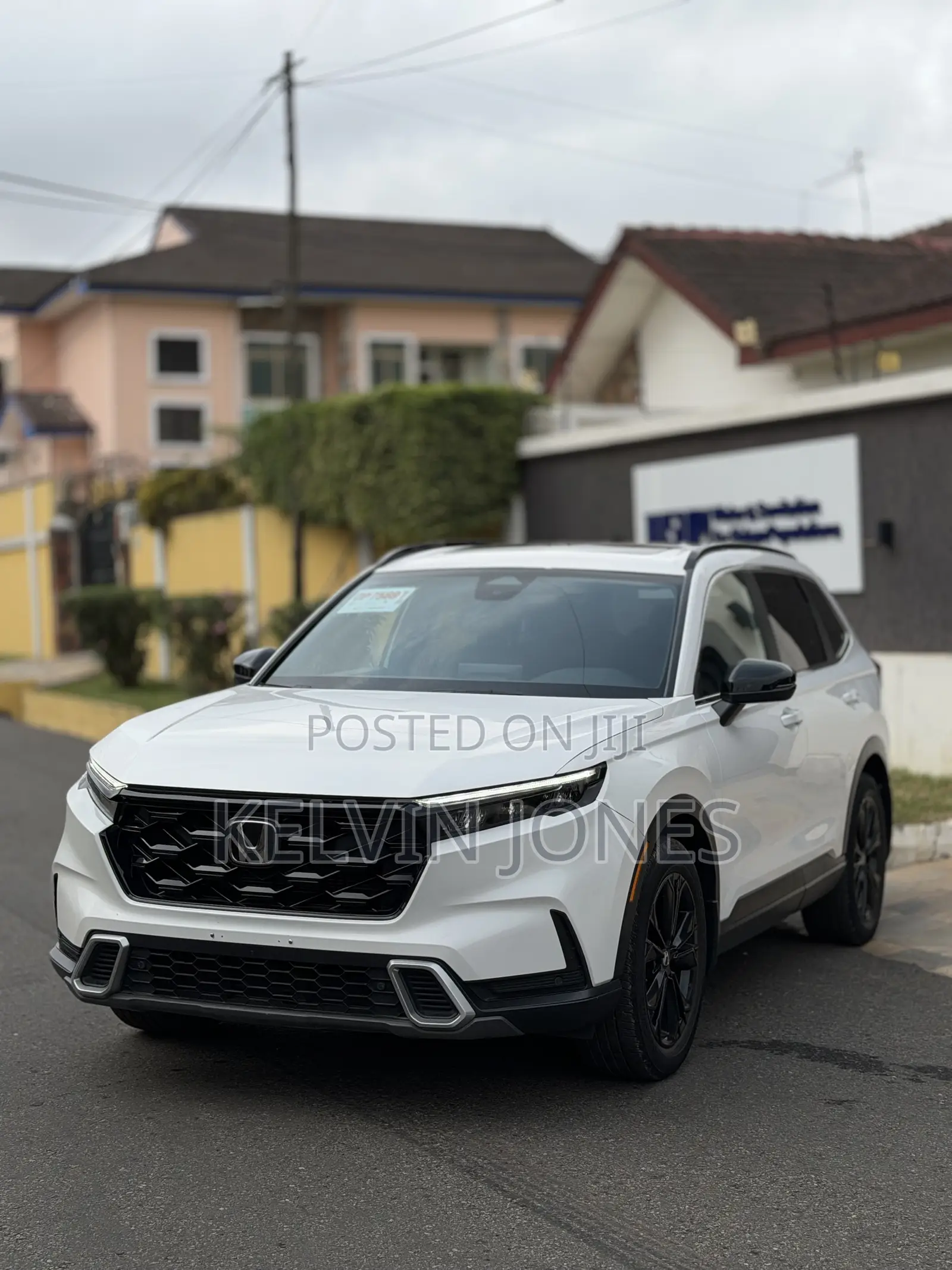 Honda CR-V Hybrid 2024 White
