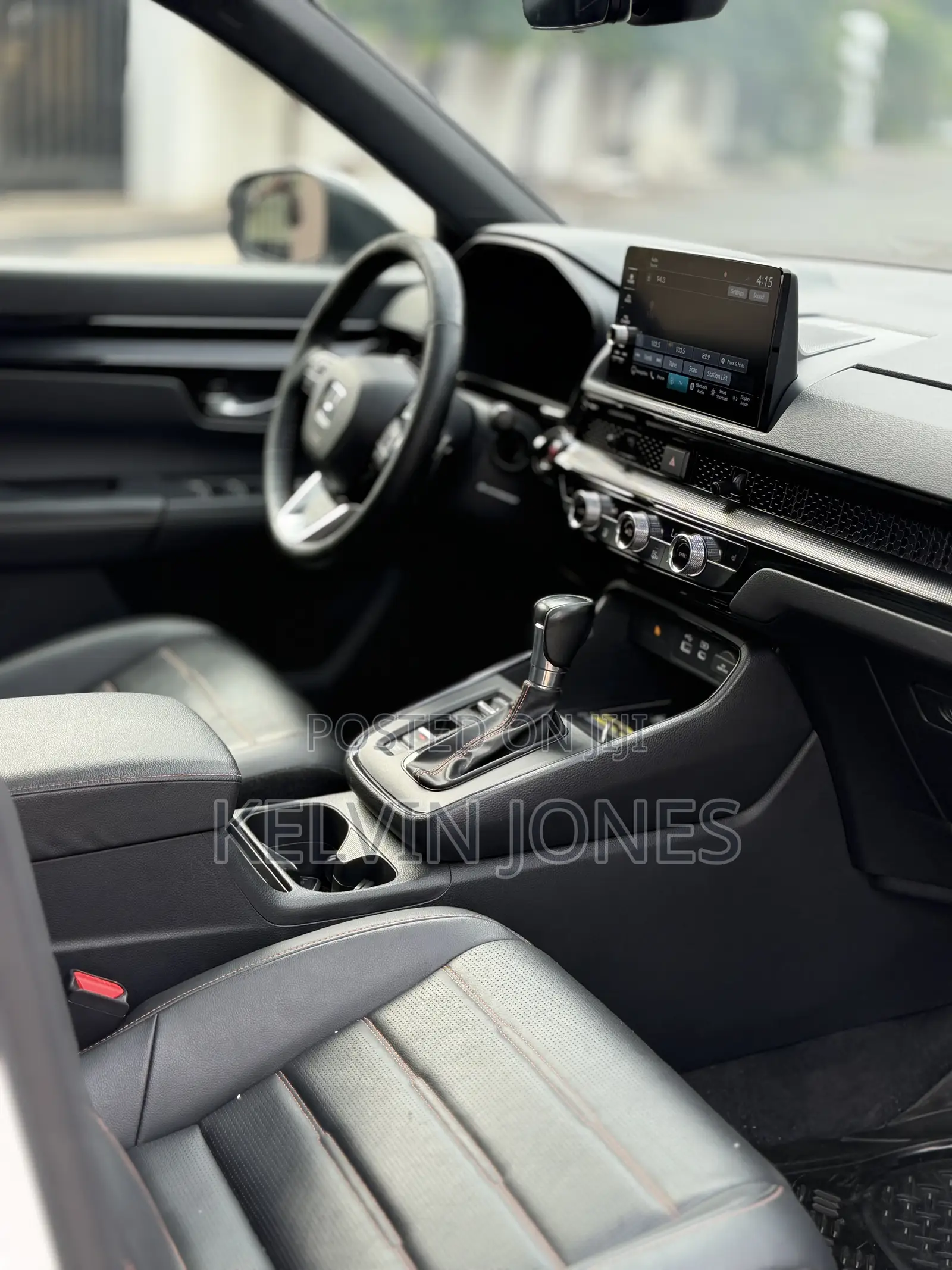 Honda CR-V Hybrid 2024 White