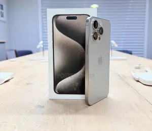 New Apple iPhone 15 Pro Max 256 GB Silver
