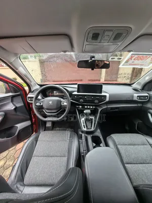 New Peugeot Landtrek 2024 Red