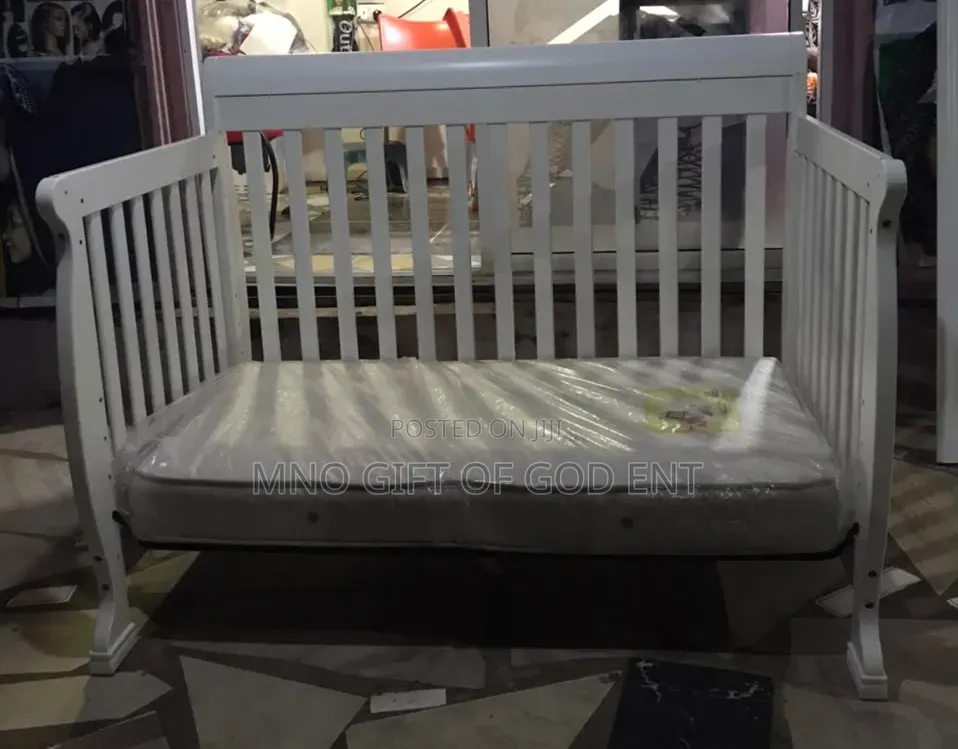 DaVinci Porter 4-in-1 Convertible Crib With Toddler Bed, White
