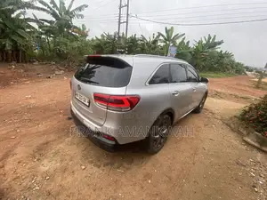 Kia Sorento 4dr SUV 2016 Silver