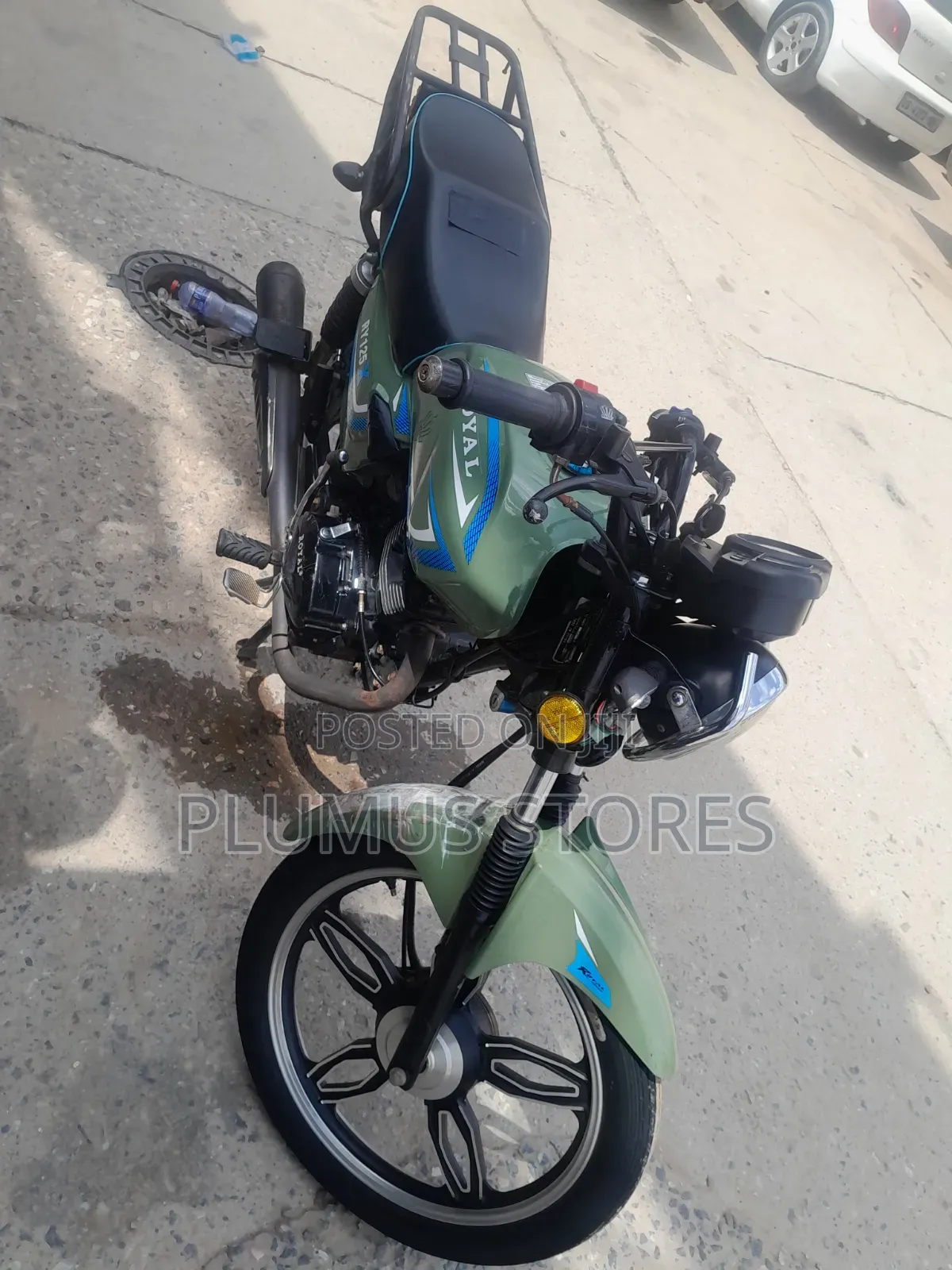 Royal Motorcycle 2025 Green