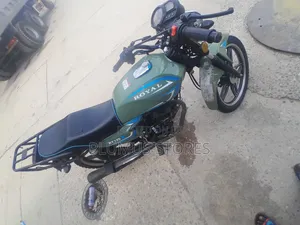 Royal Motorcycle 2025 Green