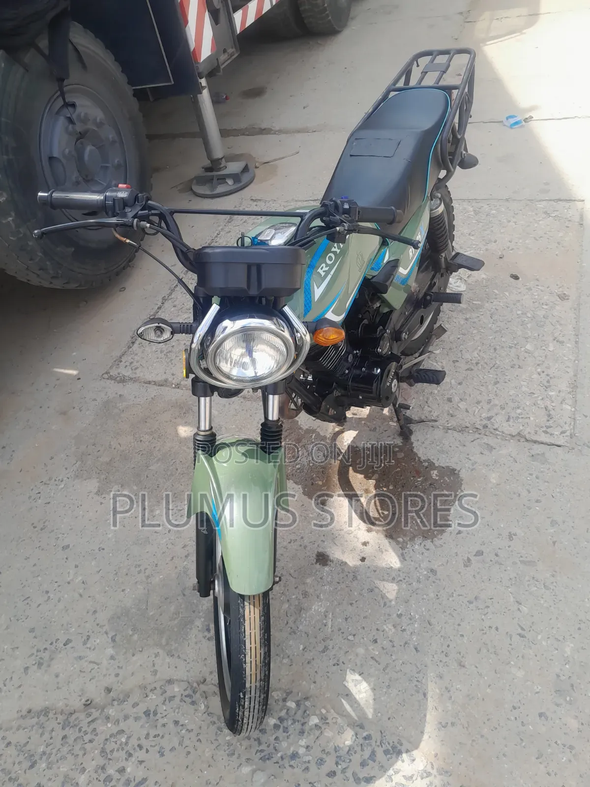 Royal Motorcycle 2025 Green