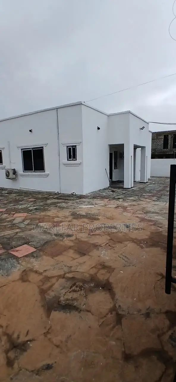 3bdrm House in East Legon for rent