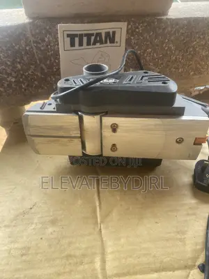 Titan 900w Electric Planer With Bag