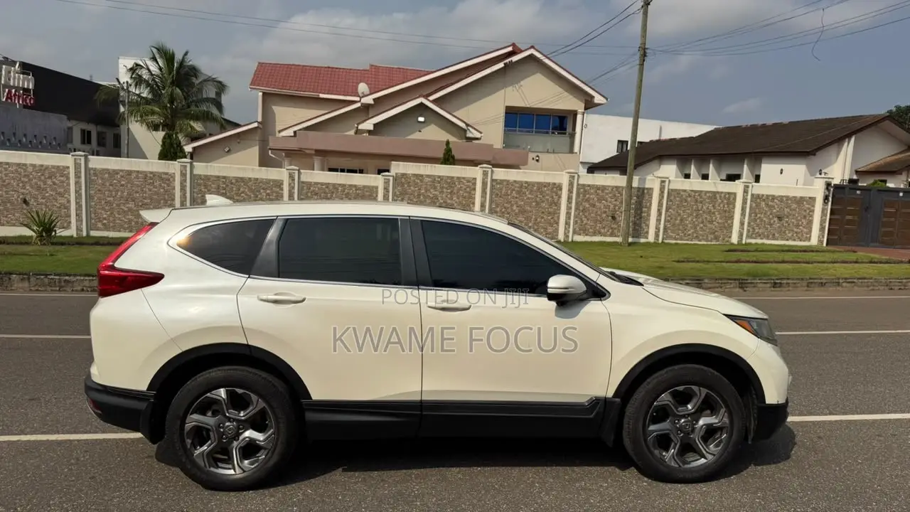 Honda CR-V Touring AWD 2018 White