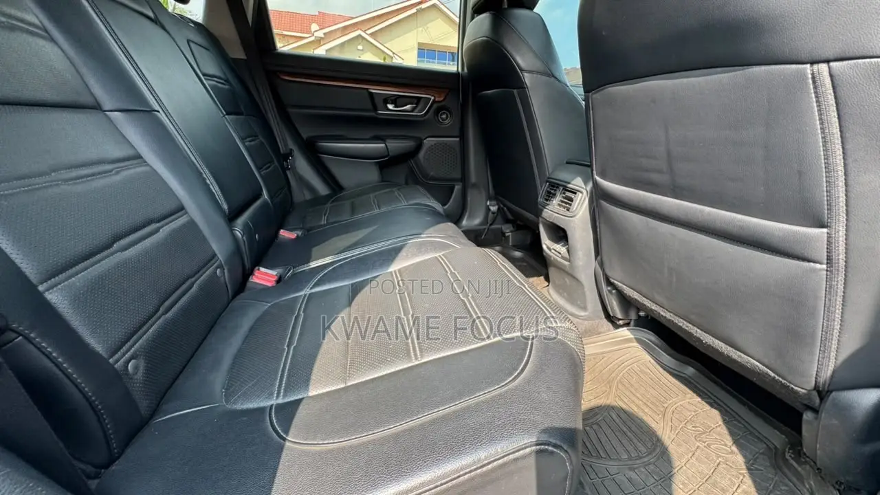Honda CR-V Touring AWD 2018 White