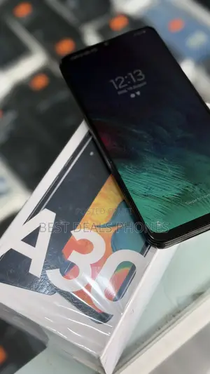 New Samsung Galaxy A30 64 GB Silver